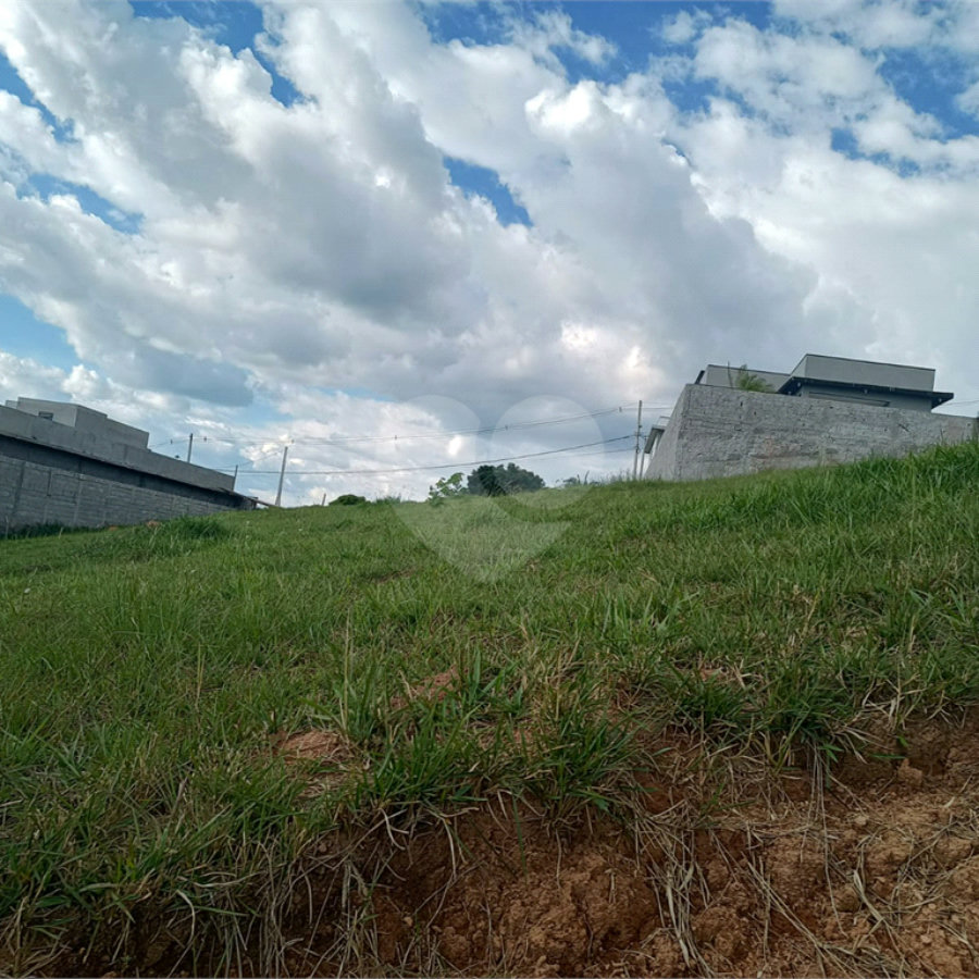 Terreno Exclusivo em Condomínio Fechado a 10 Minutos de Atibaia