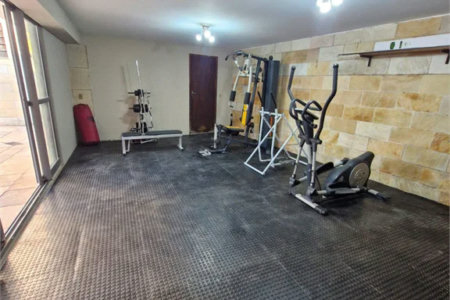 SOBRADO IMPECÁVEL A VENDA CONFORTO , SOFISTICAÇÃO E ESTRUTURA COMPLETA 5 SUÌTES