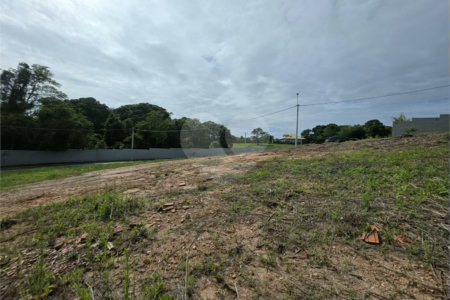 Terreno / Lote a Venda no Condomínio Residencial San Lucca em Vinhedo/SP