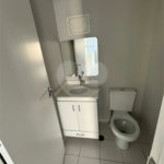Conjunto comercial com 60m² , 1 banheiro , 2 vagas de garagem , à venda na Vila Leopoldina.