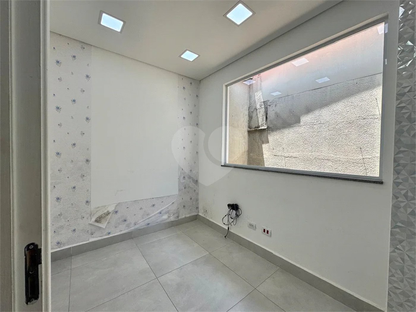 Imóvel Comercial para Venda e Locação no bairro Alto.