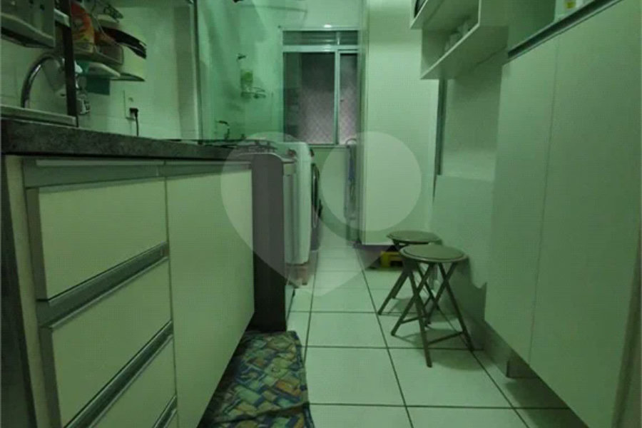 Apartamento condomínio Engenho Resende