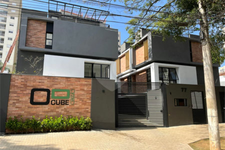 CASA EM CONDOMINIO A VENDA NO CAMPO BELO