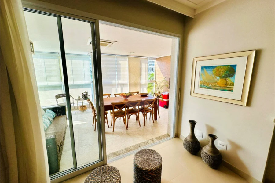 Apartamento à venda com 3 quartos, sendo 1 suíte, em Riviera de São Lourenço, Bertioga, SP