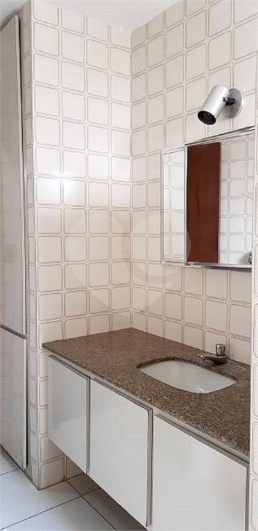 Apartamento no Condomínio Torello Dinucci