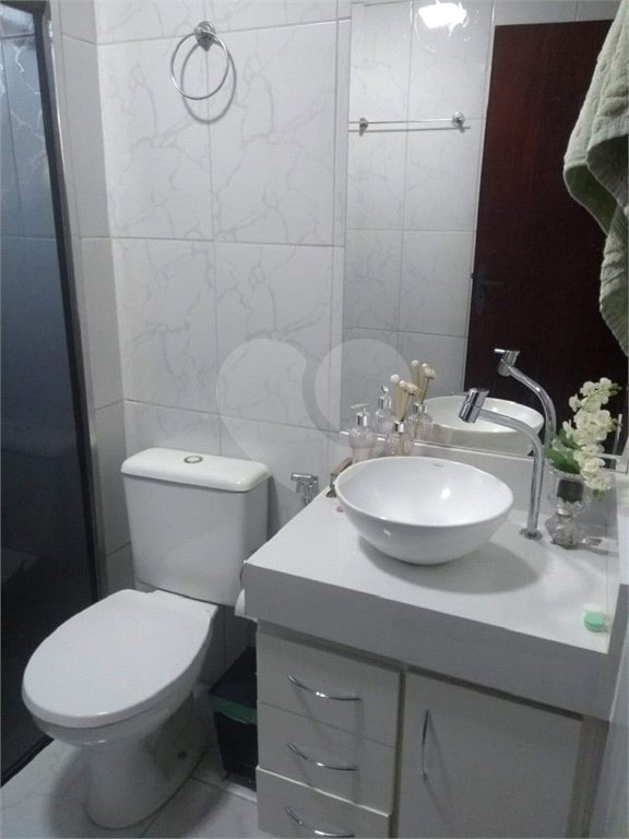 Apartamento com 2 dormitórios