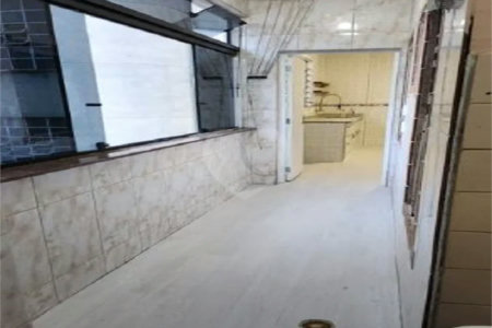 Apartamento à venda no bairro Barra Funda.