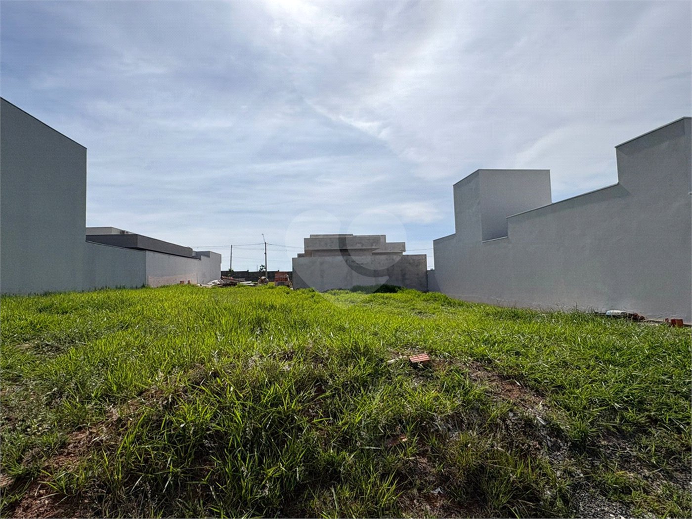 Loteamento á venda no Residencial Villenevve.