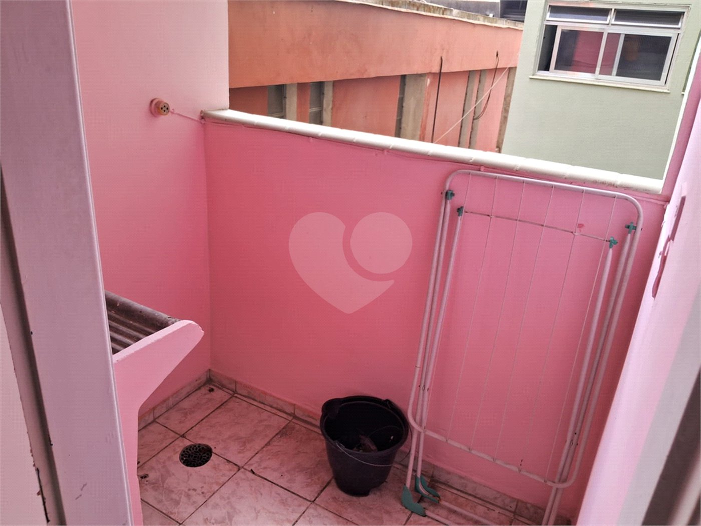 Apartamento a venda com 35m² perto de ônibus e Metrô