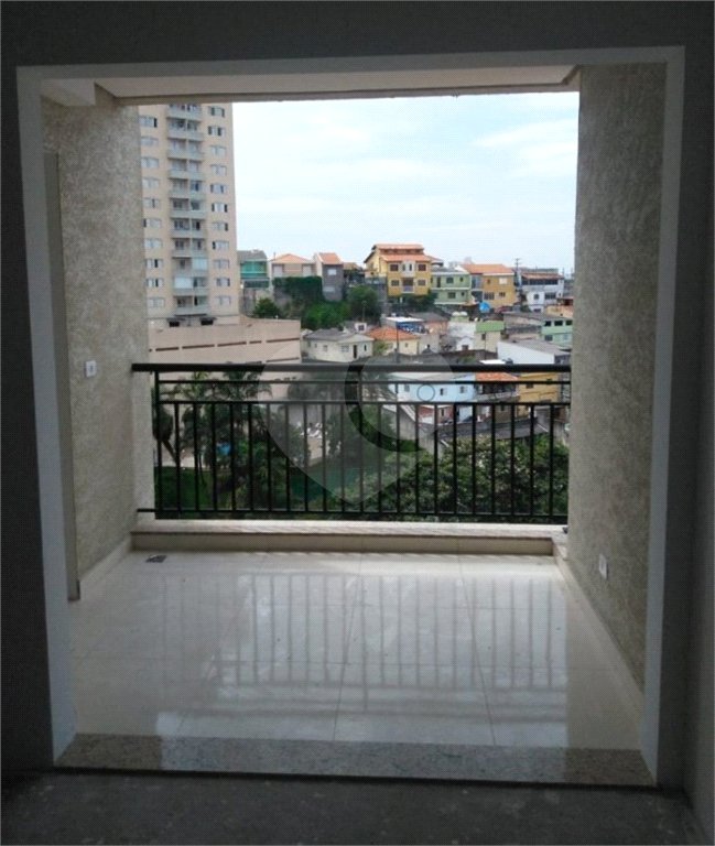 Apartamento com sacada - metrô Tucuruvi - NOVO