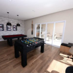 Indaiatuba - Edificio Vila Helvetia - R$ 470,000,00 - Apartamento novo, mobiliado, completo, muito bem conservado e planejado,Localizado no 5° andar, o imóvel oferece uma vista para o estacionamento e a área verde, além de receber sol durante todo o dia, proporcionando ambientes naturalmente ilum