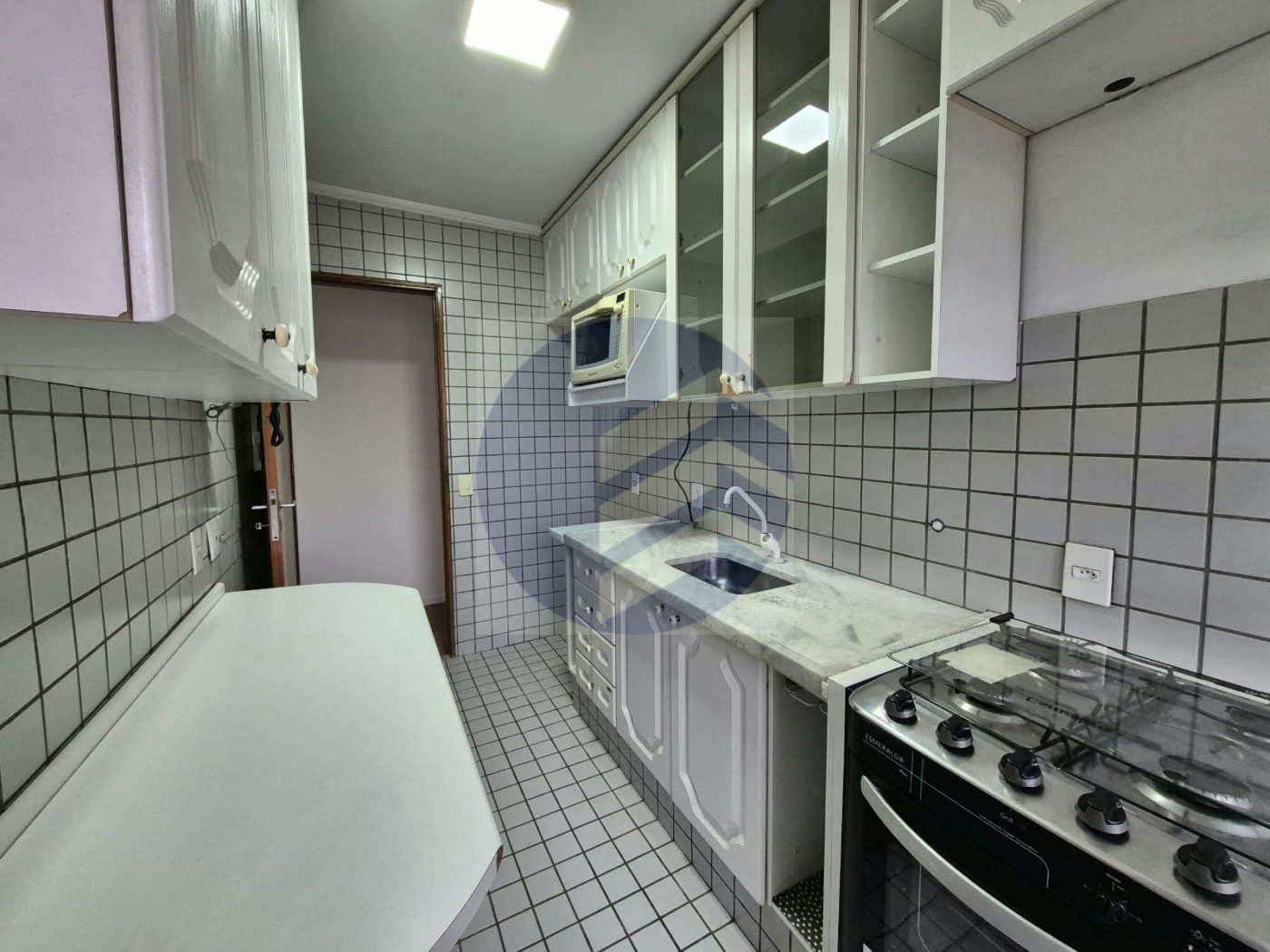 Apartamento à venda com 3 quartos, 1 banheiro e 1 vaga próximo à USP
