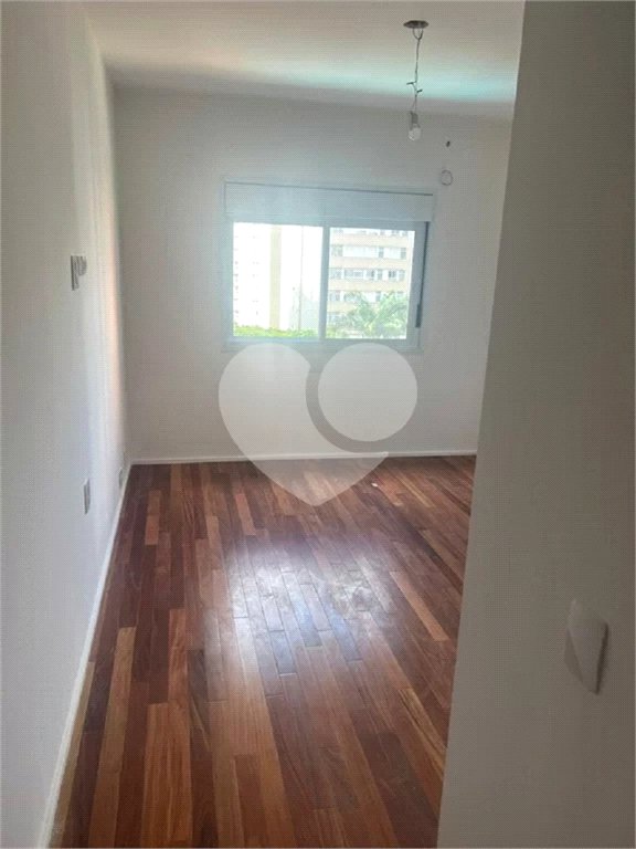 APARTAMENTO NA VILA MARIANA