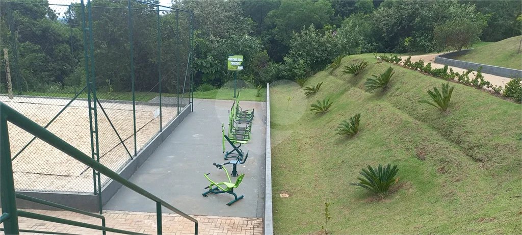 Terreno à venda no condomínio Jardim Primavera, Louveira - SP
