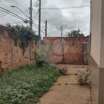 Casa térrea em Araraquara/SP.