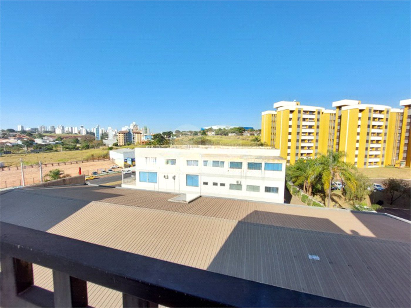 Apartamento padrão para venda ou locação no Residencial Dona Elisa