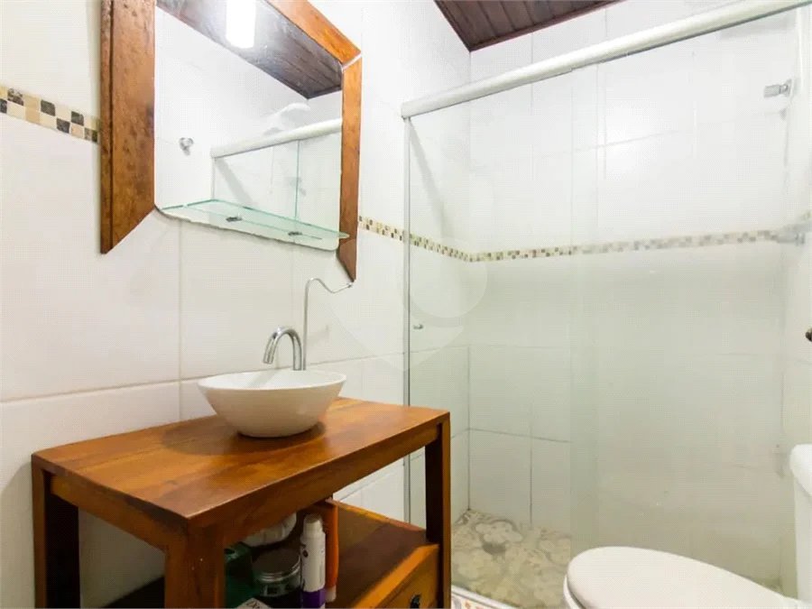 Casa á venda em condominio em Caieiras SP