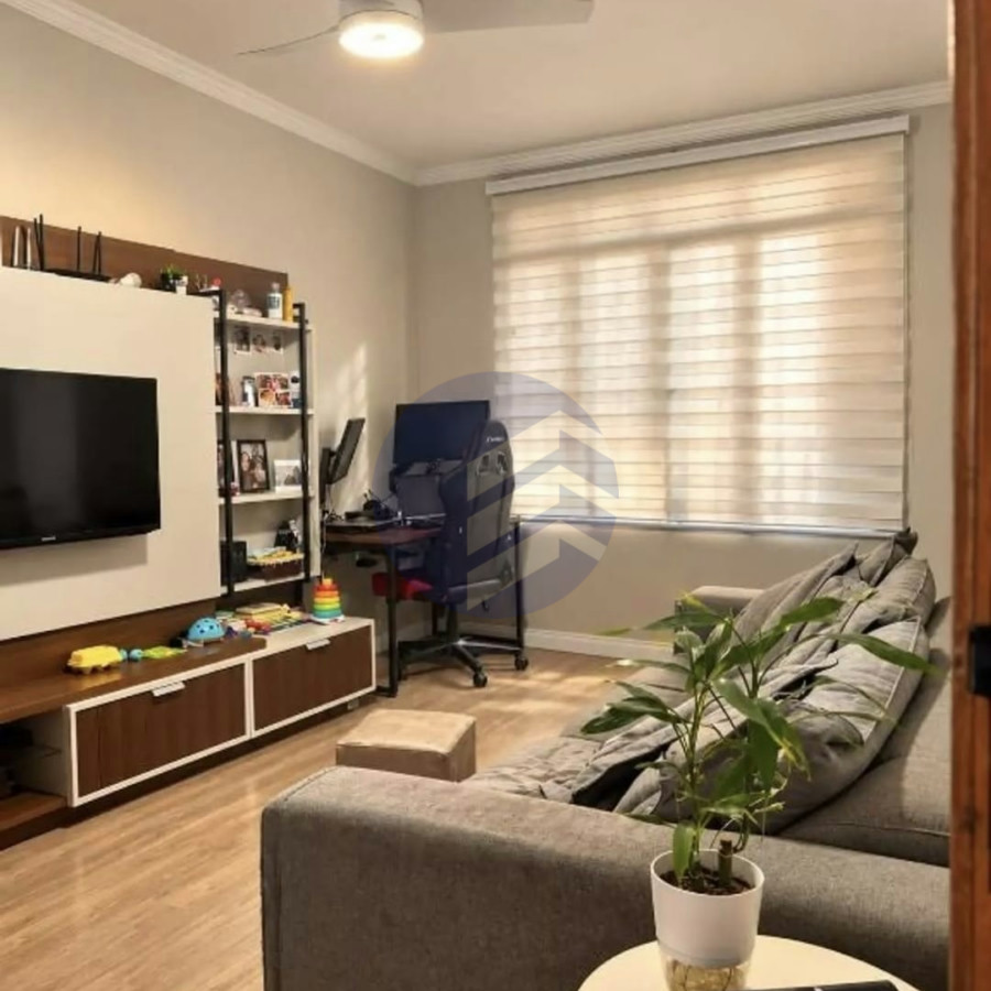Casa à venda com 3 quartos, sendo 1 suíte, em Jardim Esmeralda, São Paulo - SP