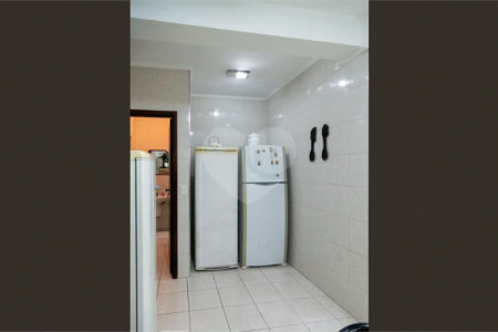 Casa para venda e locação no Campo Belo de 120M² com 3 dormitórios, 1 suíte e 3 vagas