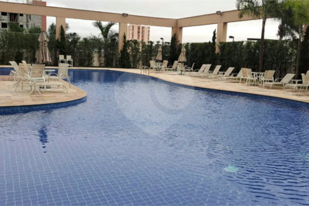 Apartamento à Venda no Campo Belo com 123m², 2 Suítes, Churrasqueira e 2 Vagas