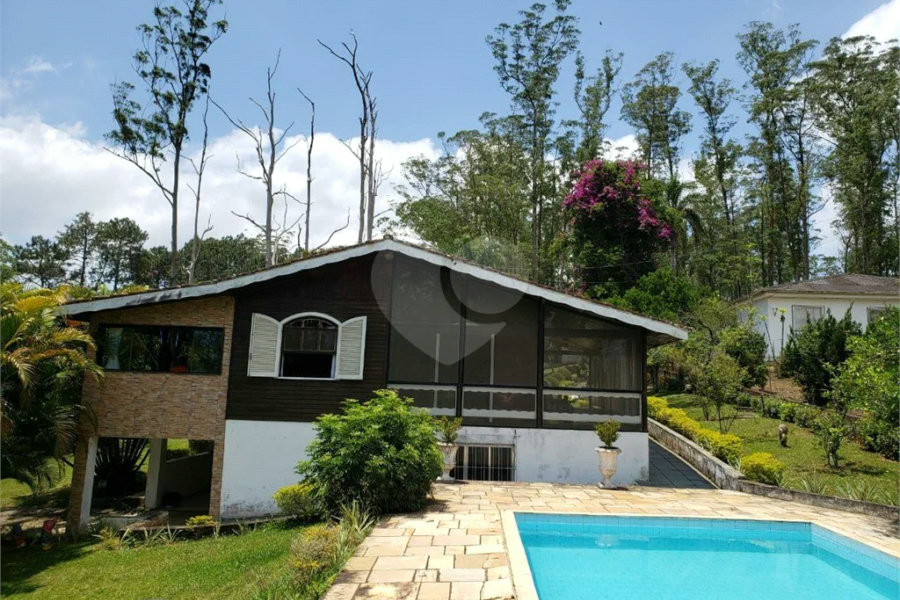 Maravilhosa Chácara. Venha fazer uma visita