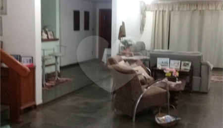 Sobrado à venda com 5 quartos, sendo 4 suítes,  em Vila Harmonia, Araraquara, SP