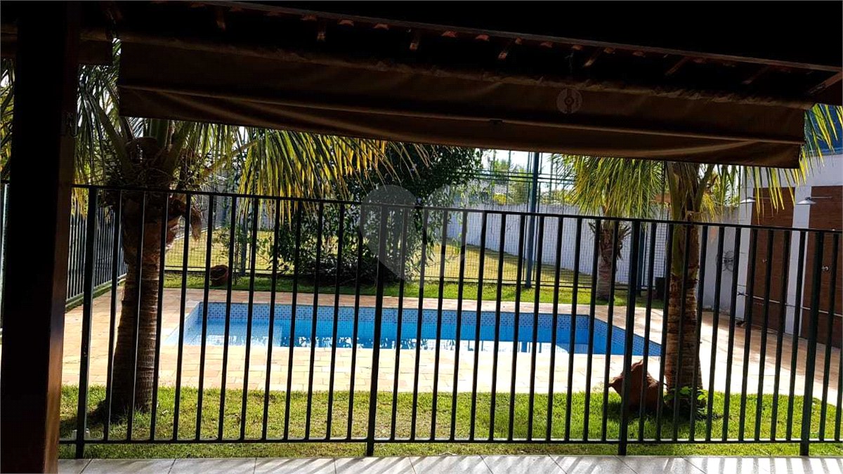 Chácara em condomínio Quinta dos Buritis 3 quartos, 1000 m²