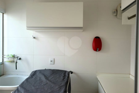 Casa térrea para venda em Araraquara/SP.