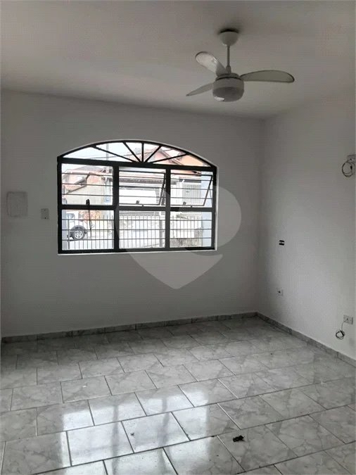 Casa com 2 dormitórios para alugar, 90 m²- Jardim Villaça - São Roque/SP