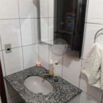 Casa térrea para venda, com 2 dormitórios, sendo 1 suíte.
