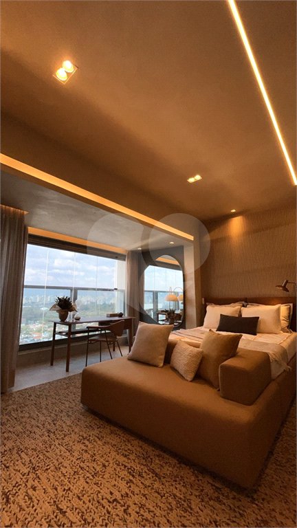 Studio de Alto Padrão no Cobiçado JK Square, Itaim Bibi | 42m², 1 Vaga