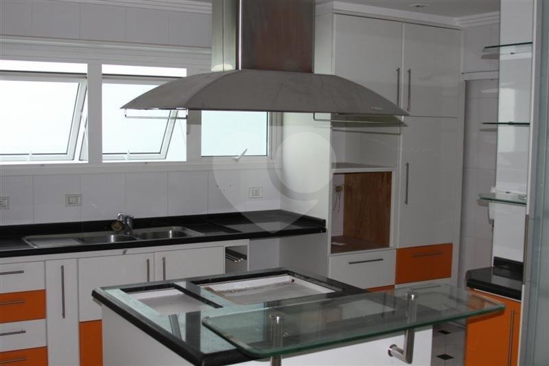 Casa/Sobrado Alto Padrão a venda na Saúde c/ 650m2 construídos -4 suites/12 vagas