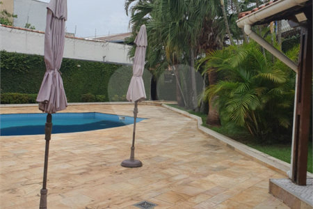 Casa à venda com 2 quartos, sendo 1 suíte, no condomínio Flamboyant, São Paulo - SP