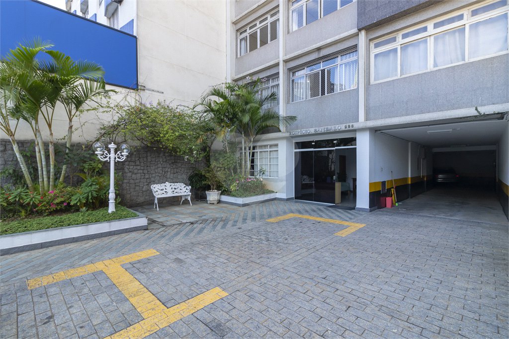 APARTAMENTO NA BELA VISTA COM 2 QUARTOS, 1 VAGA, 100 M²