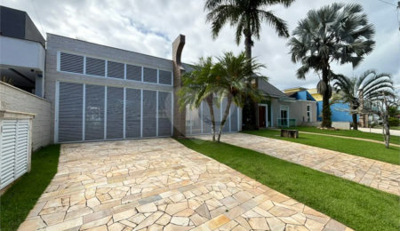 Casa à venda com 4 quartos, sendo 3 suítes, em Morada da Praia, Bertioga, SP