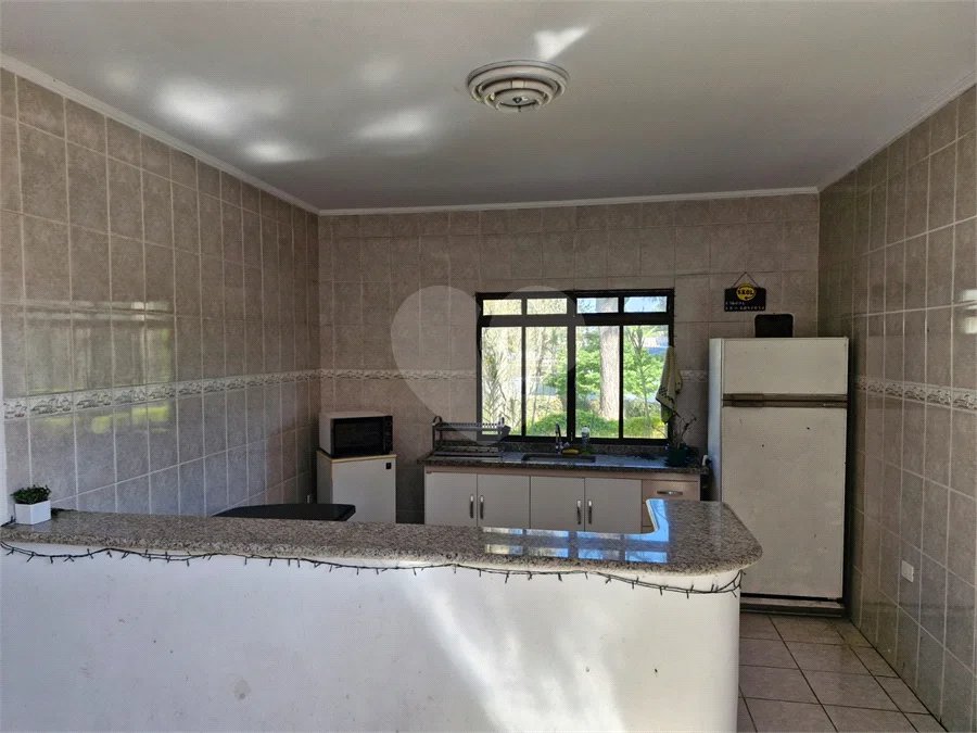 EXCELENTE RESIDÊNCIA À VENDA NO CONDOMÍNIO COLINAS VERDES – ARUJÁ/SP