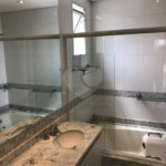 Apto 220 metros no Campo Belo. varanda, 5 vagas, 3 suítes. Visite