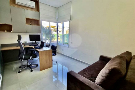 Casa térrea no Condomínio Alphaville Ribeirão III