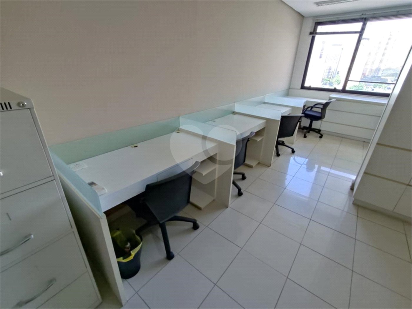 Sala comercial com 160m² , 4 vagas , à venda em Pinheiros.