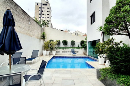 Apartamento à venda no Planalto Paulista de 147m² com 3 suítes e 3 vagas.