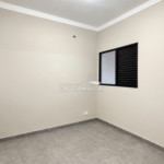 Casa à venda com 2 quartos, sendo 1 suíte, no condomínio Alto do Capivari, Três Lagoas - MS