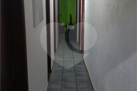 Casa à Venda no Jardim Hikare