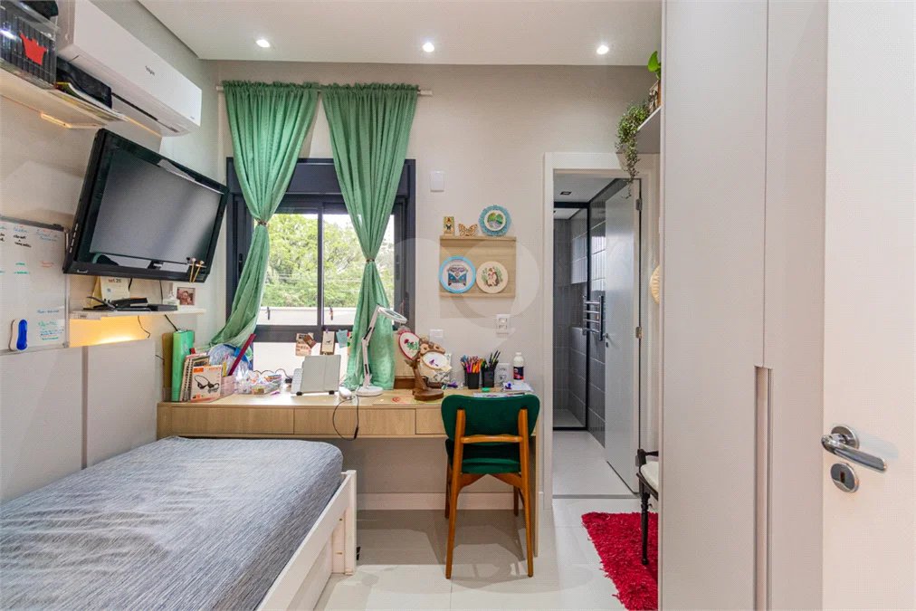Apartamento 3 suítes 4 vagas 318m² a venda na Vila Sofia - São Paulo
