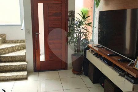 Sobrado á venda - Cidade Ademar