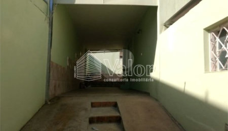 Casa à venda com 3 quartos, sendo 1 suíte,  em Jardim Pacaembu, São Carlos, SP