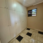 Casa à venda com 4 suítes no condomínio Villa Viana II, Cotia - SP