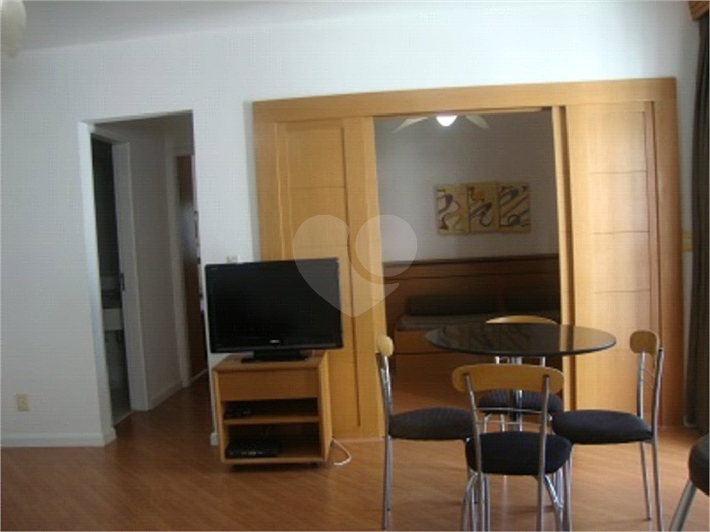 Apartamento de 1 dormitório sendo suíte com 60m2