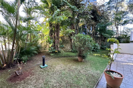 Apartamento à venda com 2 suítes em Vila Andrade, São Paulo, SP