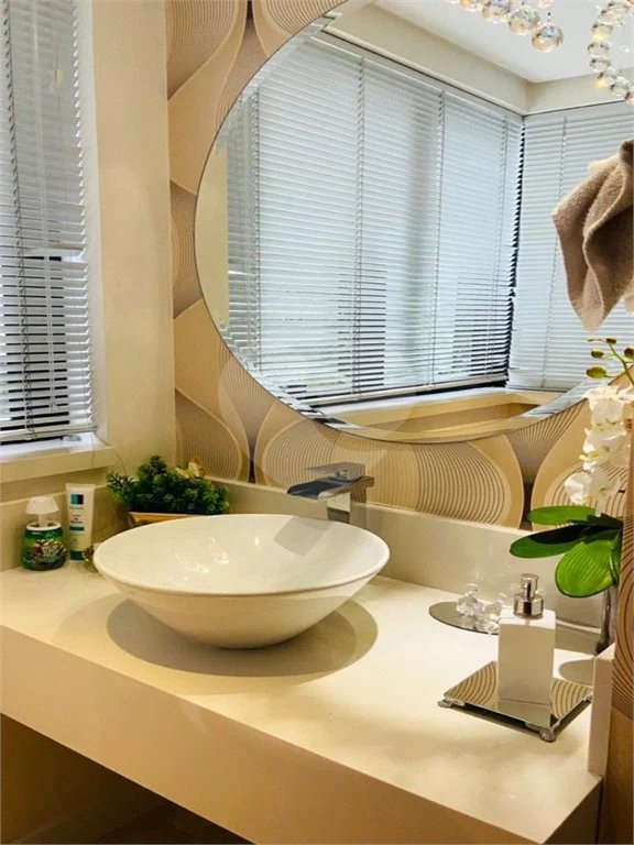 Apartamento com 170m² , 2 dormitórios , sendo 2 suítes , 3 vagas , à venda no bairro Jardim , em Santo André.