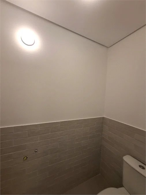 Apartamento à venda 107m² reformado com 2 quartos, sendo 1 suíte no Morumbi